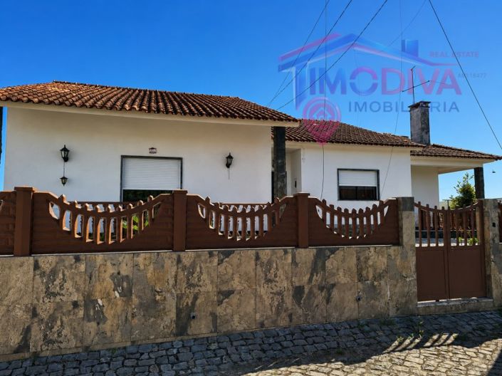 Image No.3-Maison de 4 chambres à vendre à Figueiró dos Vinhos