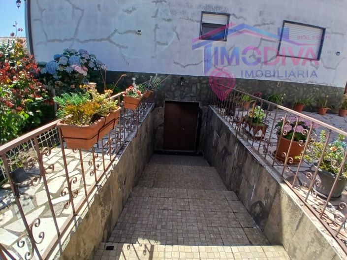 Image No.57-Maison de 4 chambres à vendre à Figueiró dos Vinhos