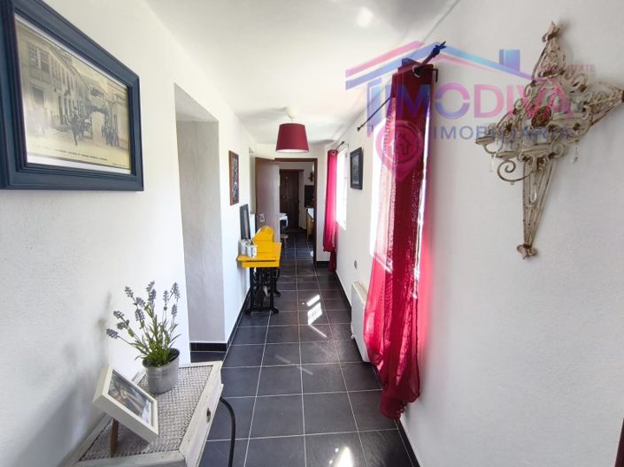 Image No.21-2 Bed House for sale