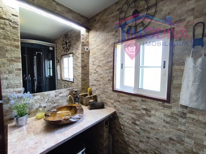 Image No.23-2 Bed House for sale