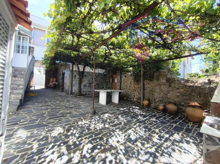 Image No.43-2 Bed House for sale