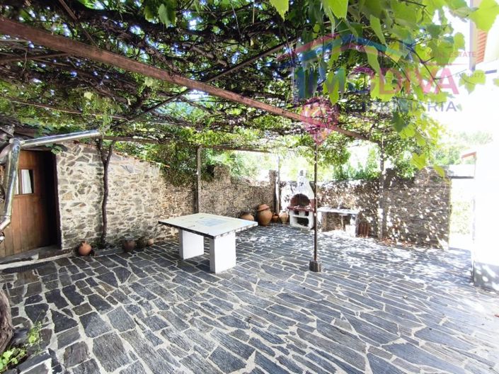 Image No.45-2 Bed House for sale