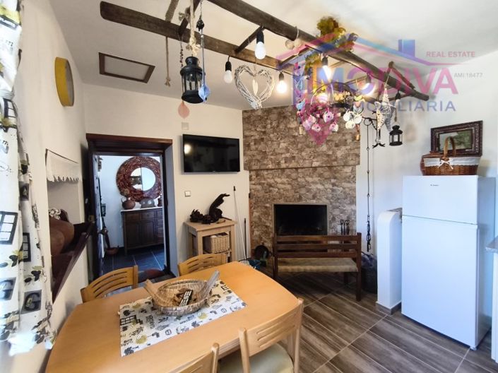 Image No.8-2 Bed House for sale