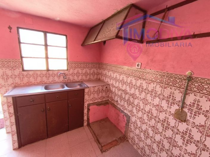 Image No.16-2 Bed House for sale