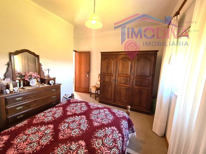 Image No.17-3 Bed House for sale