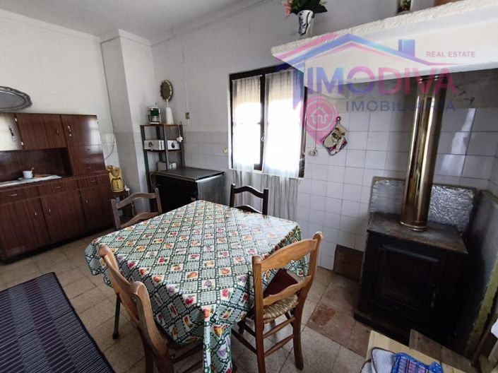 Image No.18-3 Bed House for sale