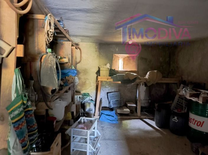Image No.32-3 Bed House for sale
