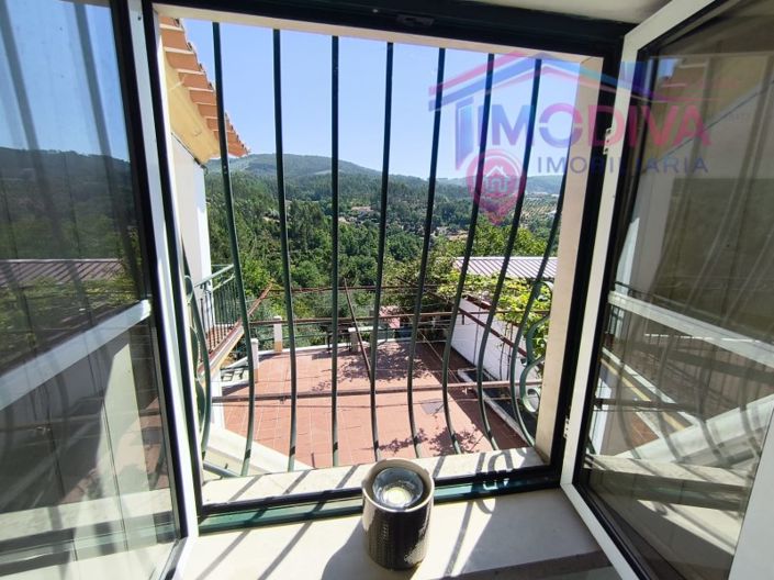 Image No.18-3 Bed House for sale