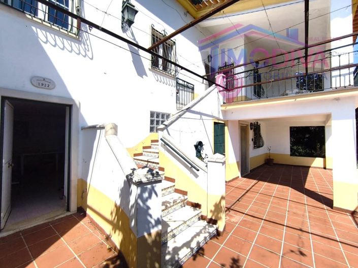 Image No.25-3 Bed House for sale