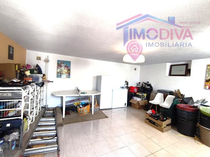 Image No.34-3 Bed House for sale