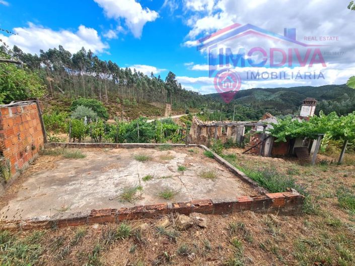 Image No.20-2 Bed Farmhouse for sale