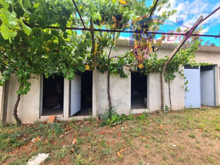 Image No.23-2 Bed Farmhouse for sale