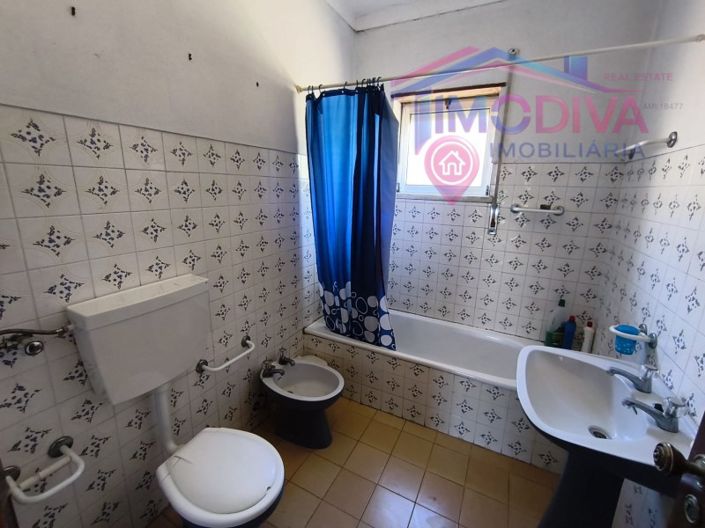 Image No.12-3 Bed House for sale