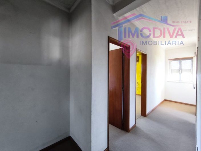 Image No.16-3 Bed House for sale