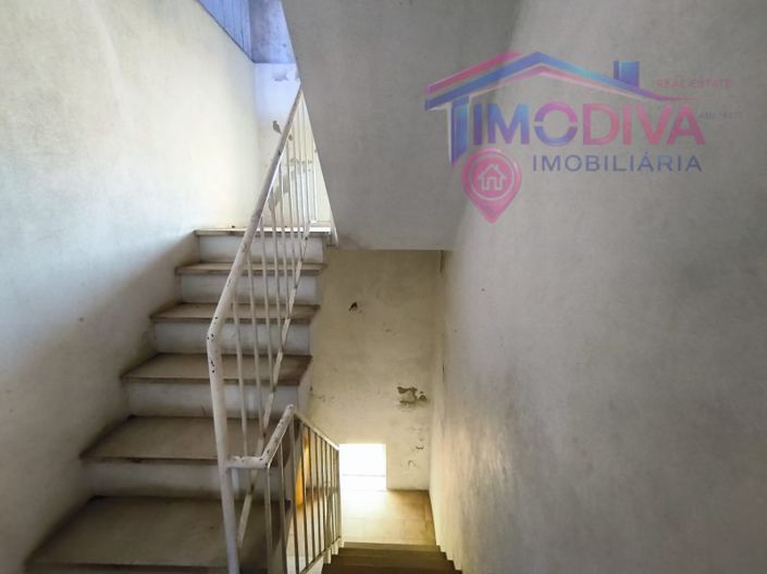 Image No.28-3 Bed House for sale