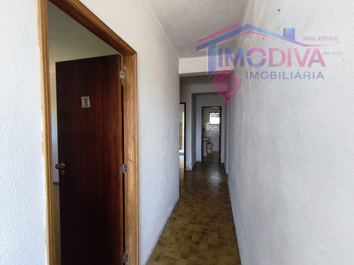 Image No.36-3 Bed House for sale
