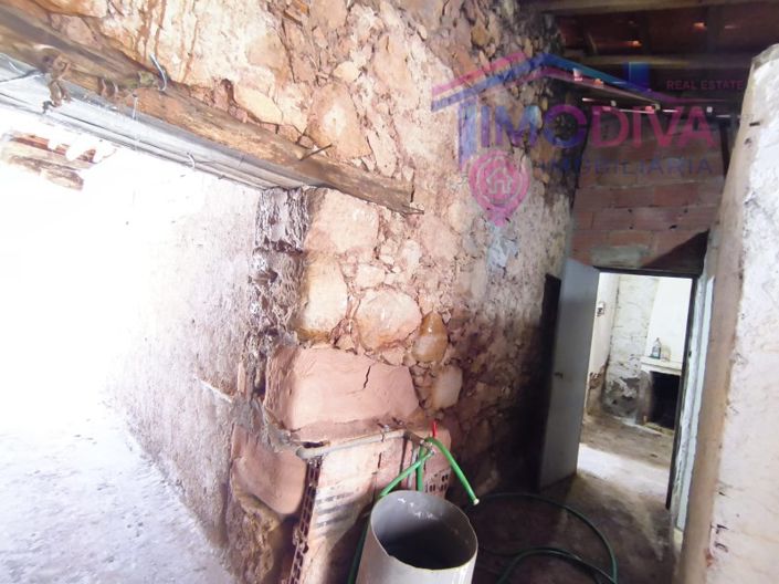 Image No.20-2 Bed House for sale
