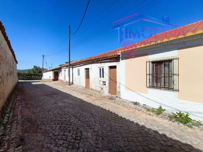 Image No.27-2 Bed House for sale