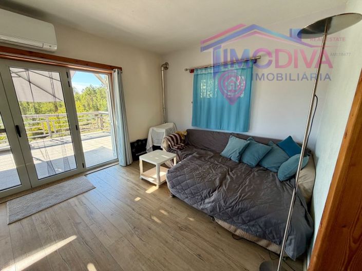 Image No.25-3 Bed House for sale