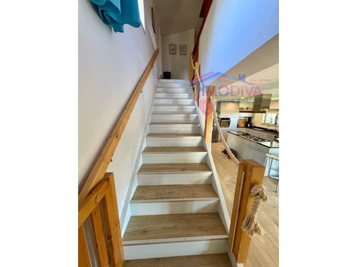 Image No.32-3 Bed House for sale