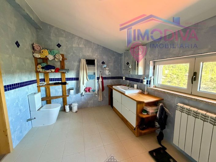 Image No.38-3 Bed House for sale