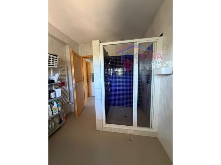 Image No.44-3 Bed House for sale
