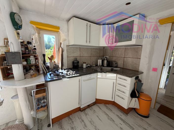 Image No.17-1 Bed House for sale
