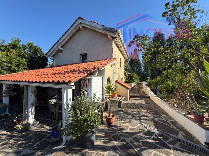 Image No.42-1 Bed House for sale