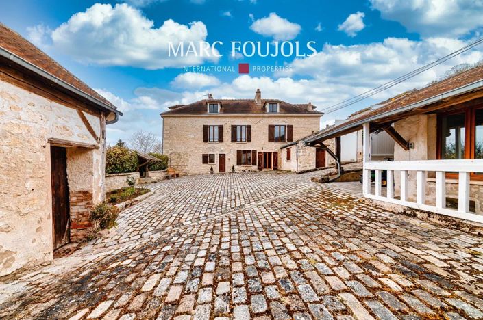 Image No.1-5 Bed House for sale