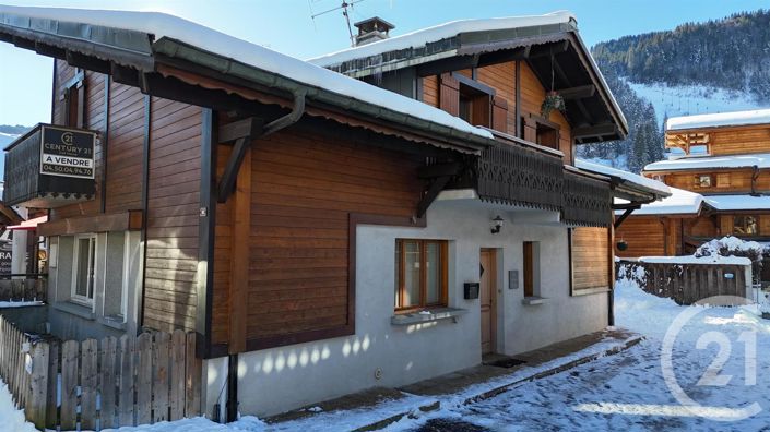 Image No.1-4 Bed House for sale