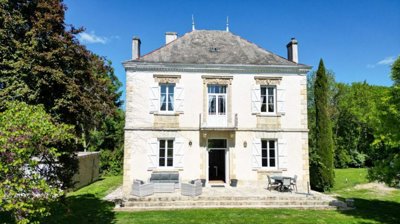 1 - Fleurance, Maison