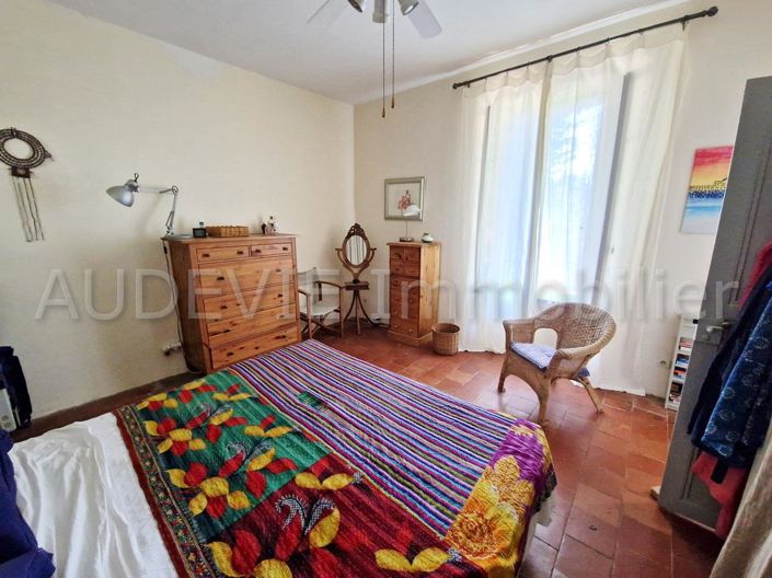 Image No.19-5 Bed House for sale