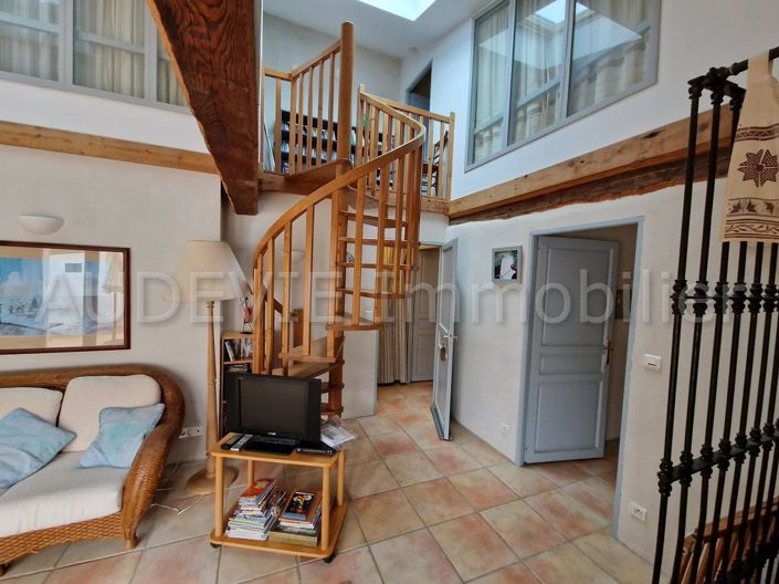 Image No.25-5 Bed House for sale