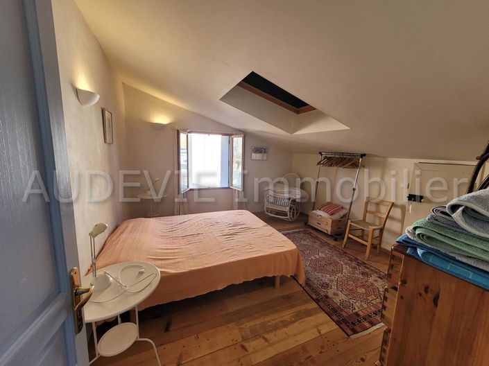 Image No.26-5 Bed House for sale