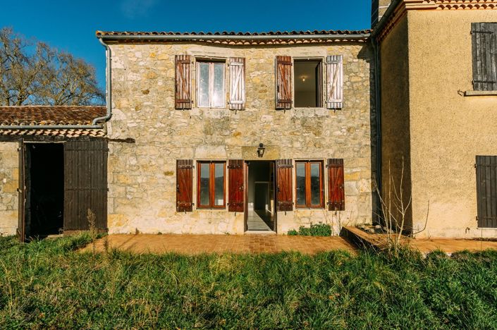 Image No.18-6 Bed House for sale