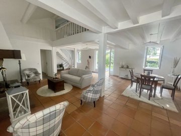 1 - Mées, Maison