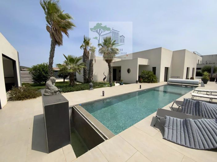 Image No.1-3 Bed House for sale