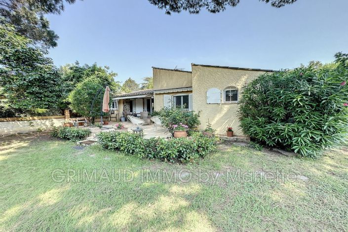 Image No.1-Maison de 3 chambres à vendre à Grimaud