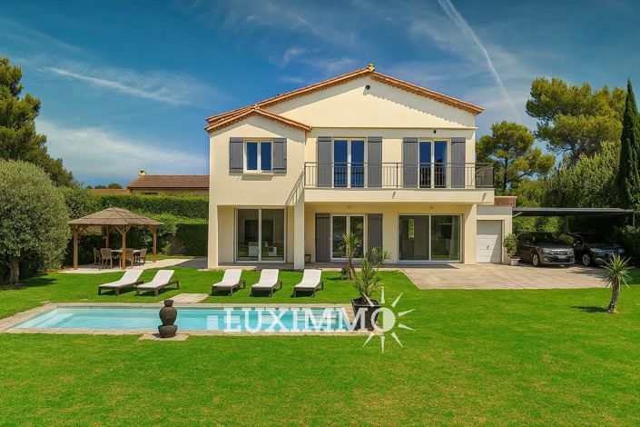 Image No.1-5 Bed House for sale