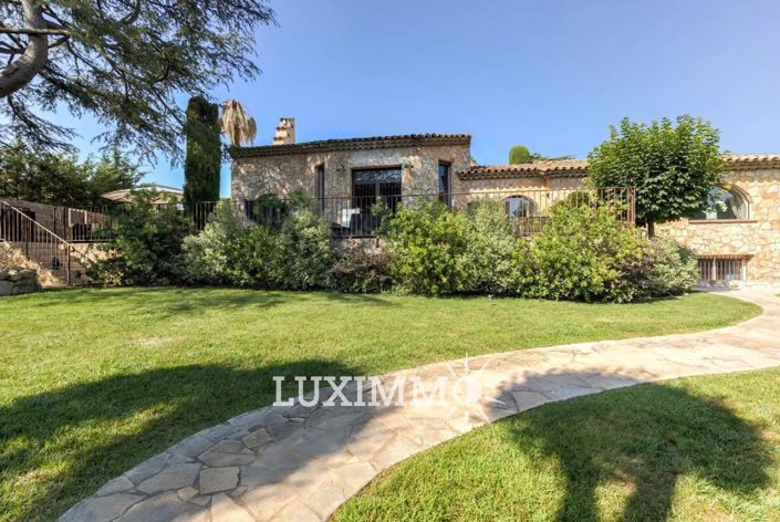 Image No.1-5 Bed House for sale