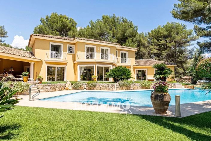 Image No.1-6 Bed House for sale