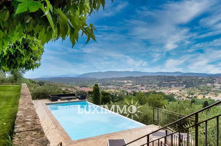 Image No.1-6 Bed House for sale