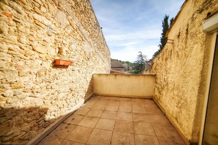 Image No.1-3 Bed House for sale
