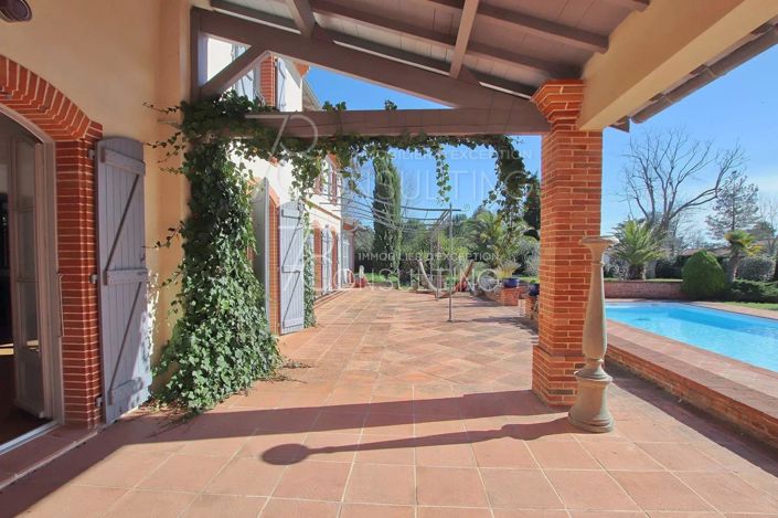 Image No.1-House for sale