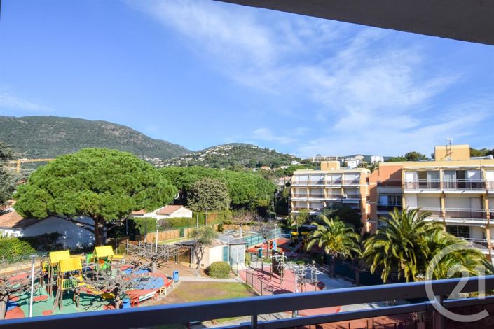 Image No.1-Appartement de 1 chambre à vendre à Cavalaire-sur-Mer