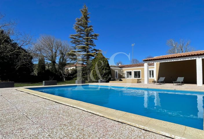 Image No.1-2 Bed House for sale