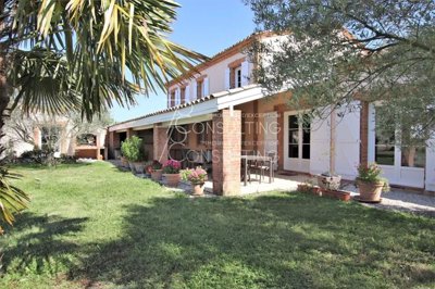1 - Auterive, House