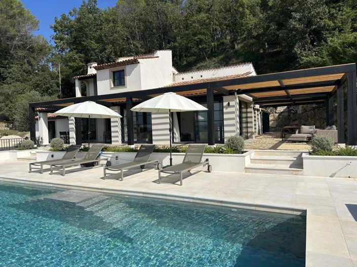 Image No.1-6 Bed House for sale