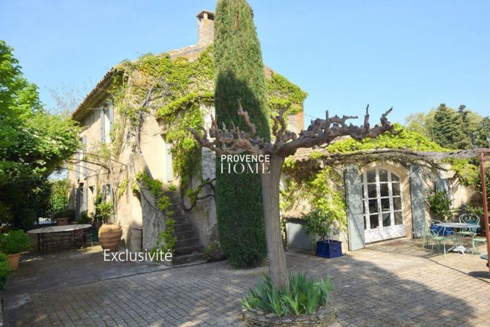 Image No.1-4 Bed House for sale