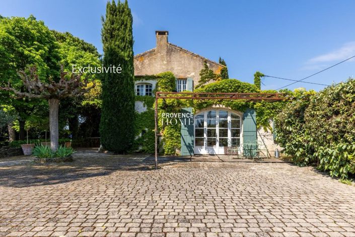 Image No.1-4 Bed House for sale